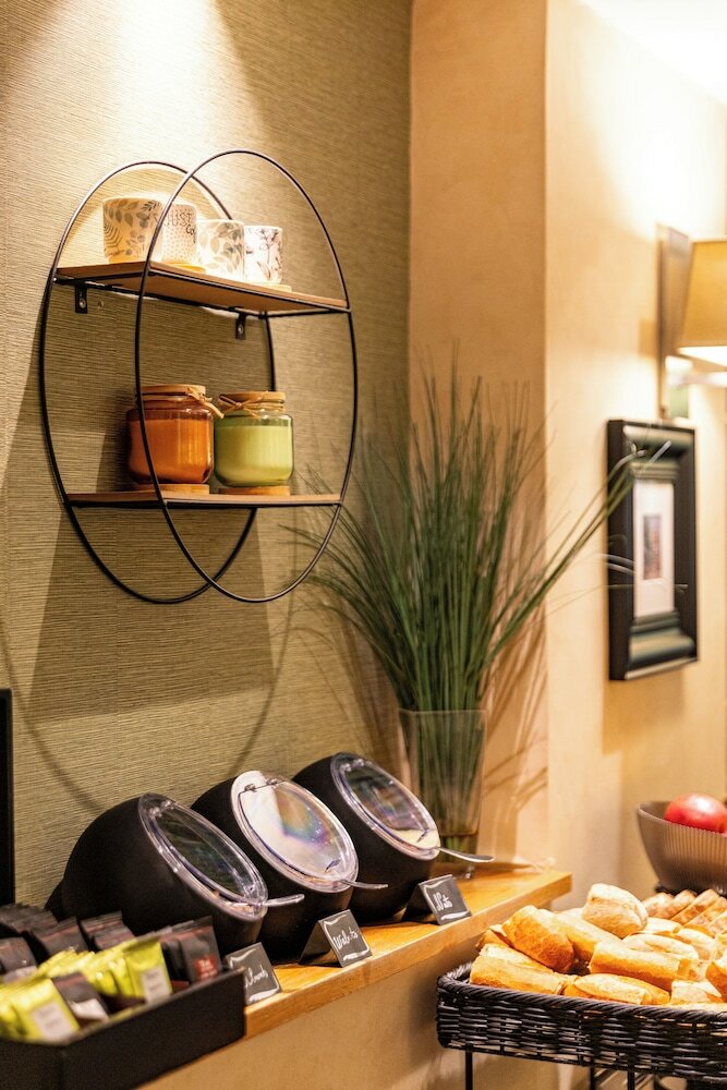 Фото Hotel Claude Bernard Saint Germain