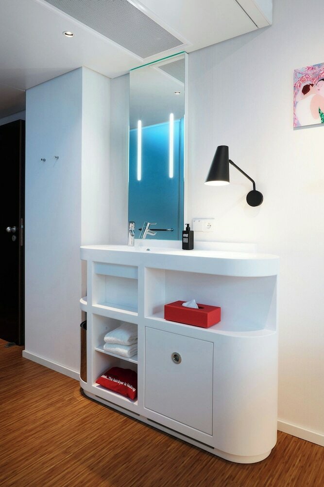 Фото Paris Champs Élysées hotel