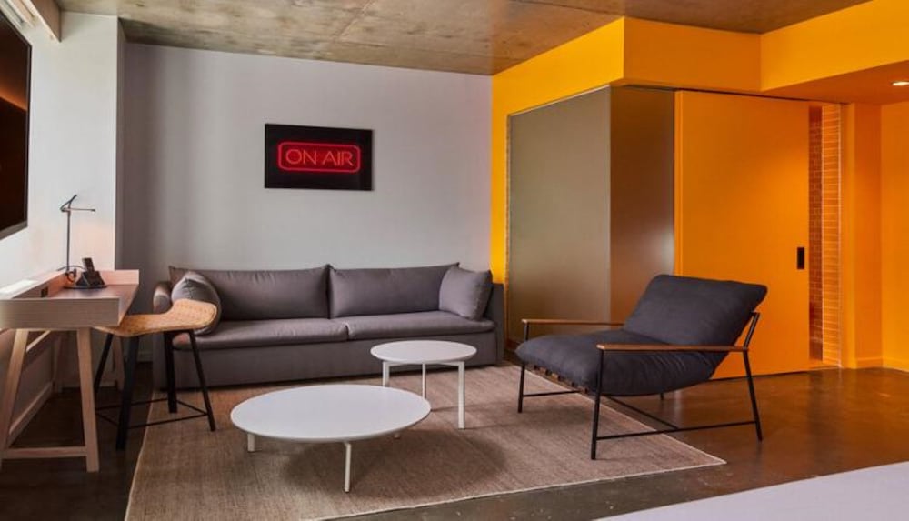 Фото Radio Hotel