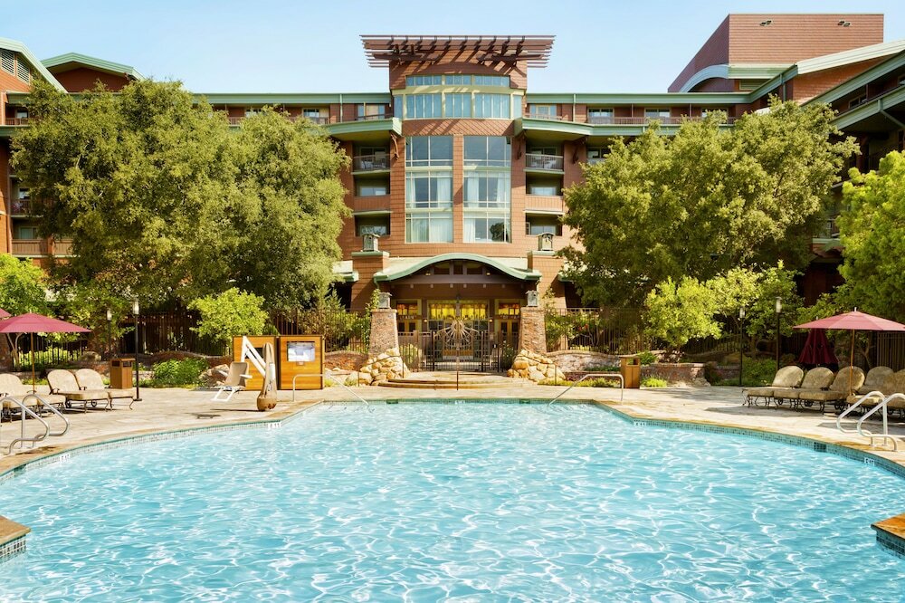 Фото Disney's Grand Californian Hotel and SPA