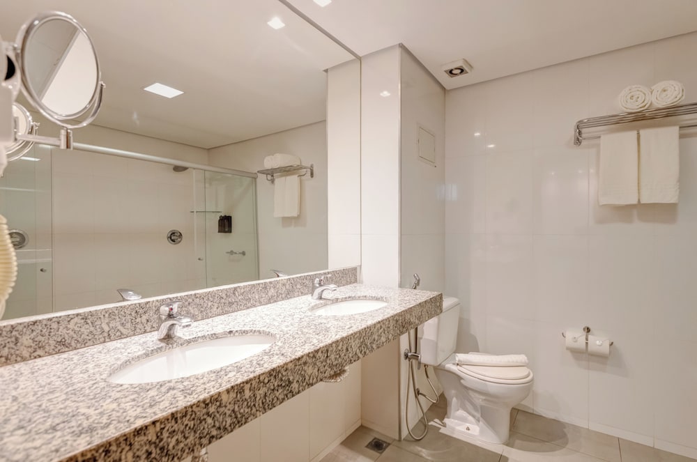 Фото Allia Gran Pampulha Suites