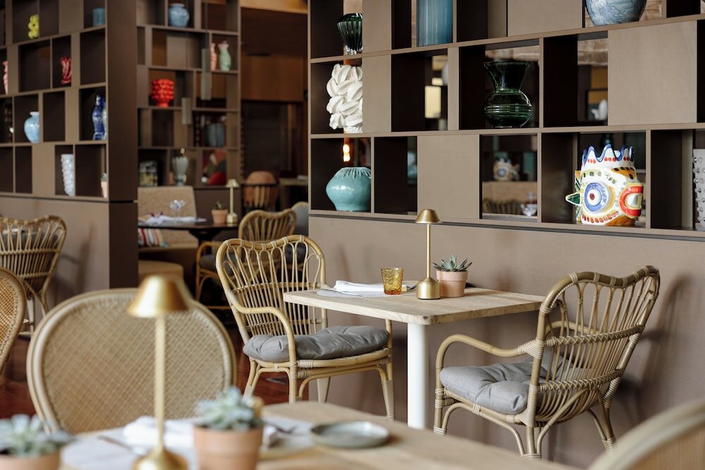 Фото Madrid Centre Retiro Gran hotel Colon an Ihg Hotel