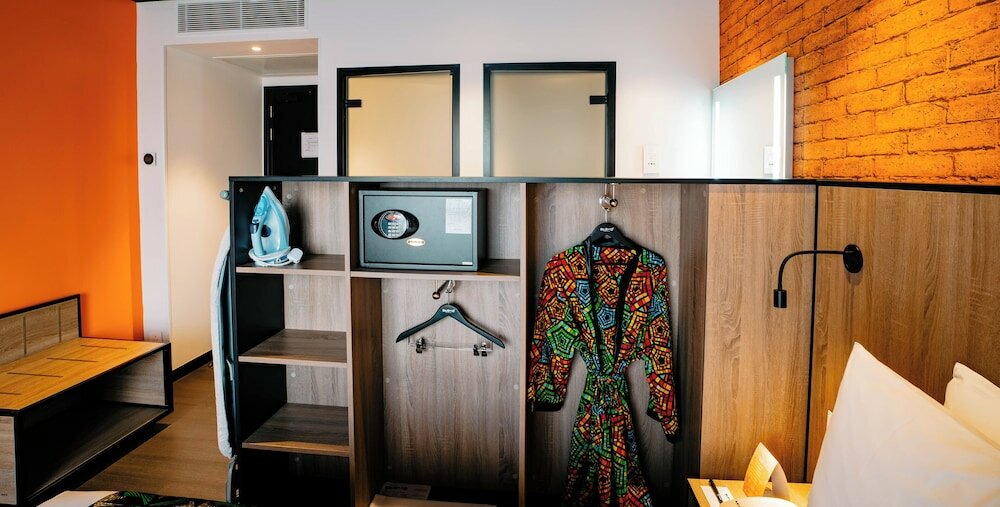 Фото Отель Onomo Hotel Kampala