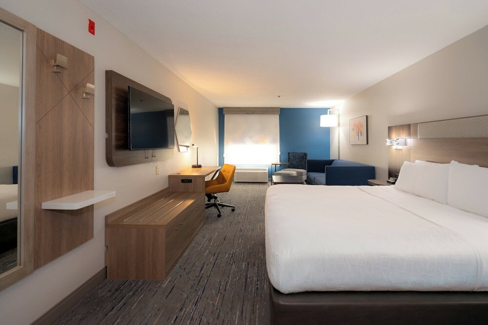 Фото Holiday Inn Express & Suites Eden Prairie Minnetonka