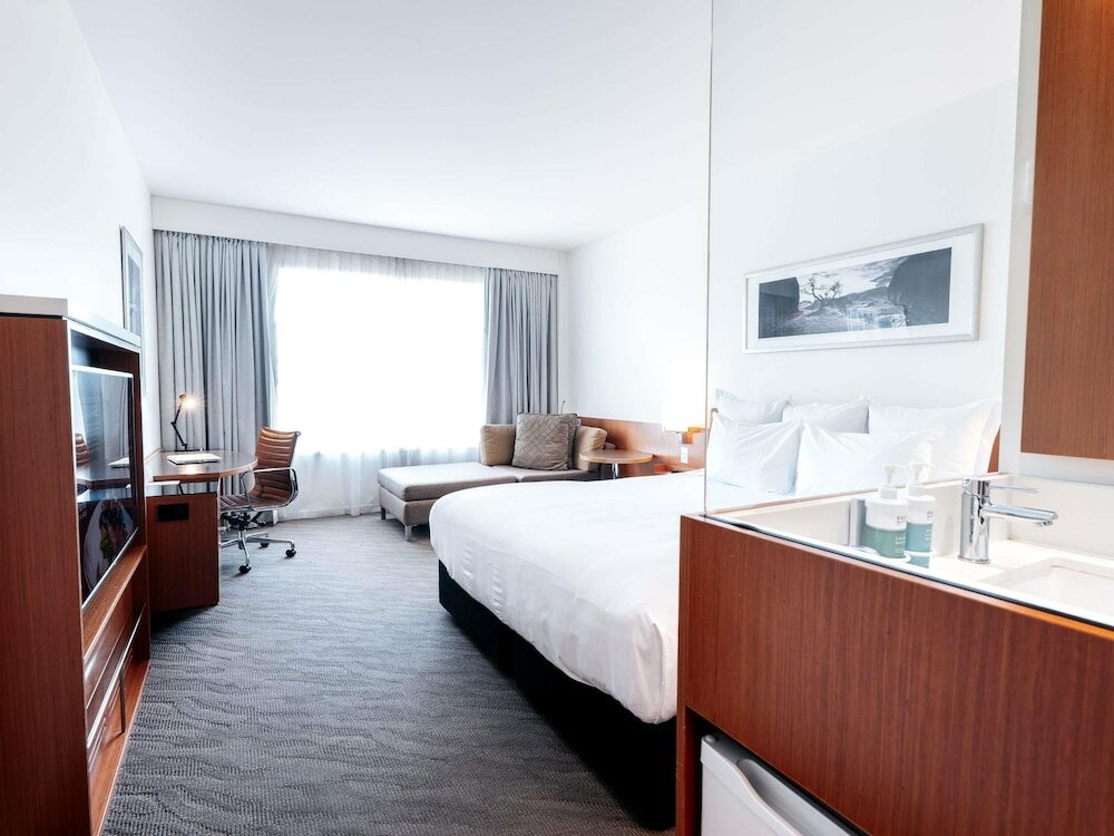 Фото Novotel Christchurch Cathedral Square