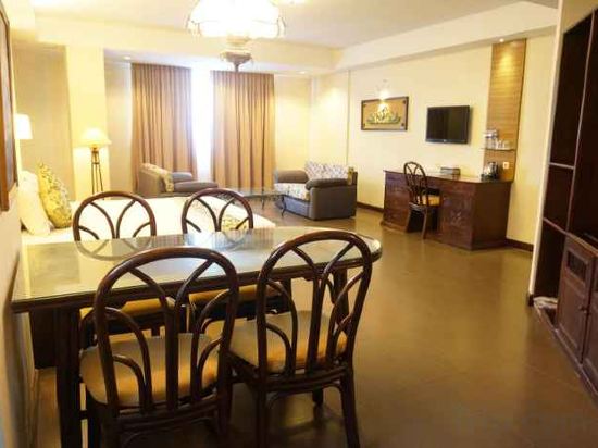 Фото Losari Beach Hotel