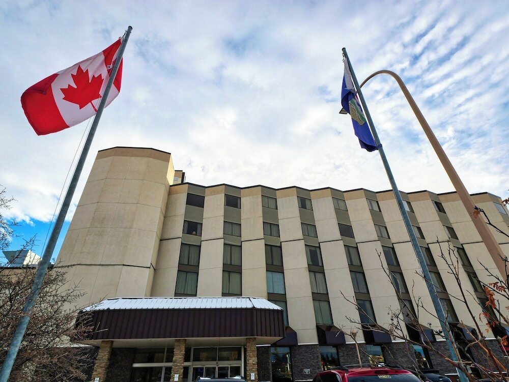 Фото Continental Inn & Suites