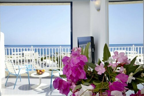 Гостиница Mare Blue Hotel в Куцунарях