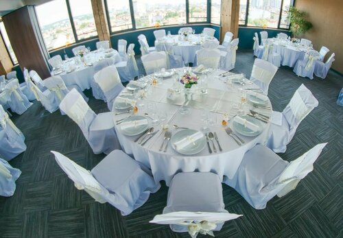 Гостиница Radisson Red Belgrade в Белграде