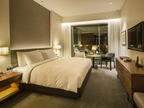 Внешний вид отеля Eslite Hotel в Тайбэйе, фото 3