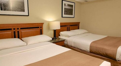 Гостиница Medicine Hat Suites в Медисин-Хэт