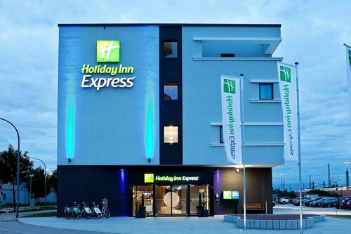 Гостиница Holiday Inn Express Offenburg by Ihg в Оффенбурге