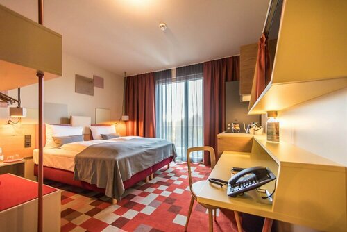 Гостиница Hotel einsmehr в Аугсбурге
