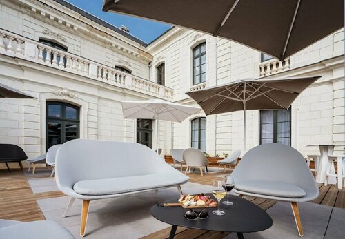 Гостиница Best Western Premier Hotel de la Cite Royale в Лоше