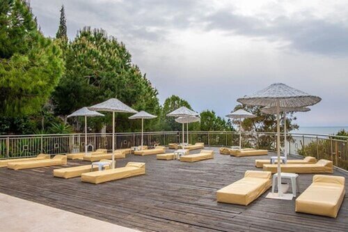 Гостиница Ladonia Hotels Adakule в Кушадасы