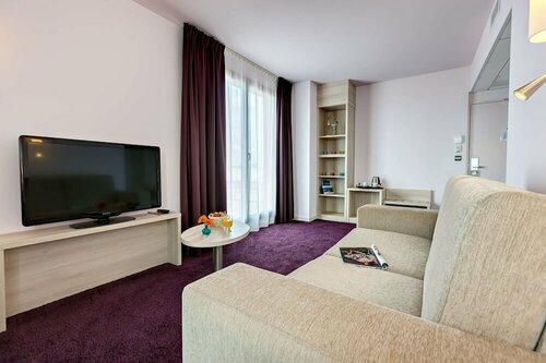 Гостиница Brit Hotel Vendee Mer в Ла-Роше-сюре-Йоне
