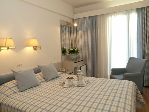 Гостиница The Park Hotel Piraeus в Пирее