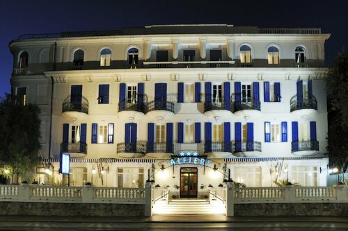 Гостиница Hotel Alfieri в Алассио