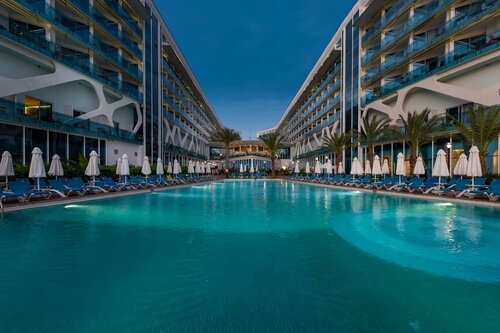 Гостиница Vikingen Infinity Resort & SPA в Тюрклере
