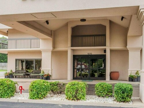Гостиница Quality Inn в Париже