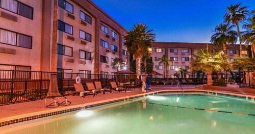 Гостиница Holiday Inn Casa Grande в Каса Гранде
