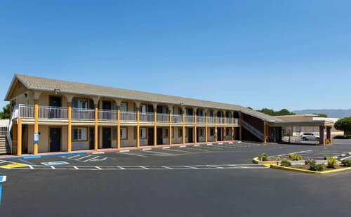 Гостиница Days Inn by Wyndham Ukiah в Юкайа
