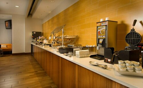 Гостиница SpringHill Suites by Marriott Potomac Mills Woodbridge в Вудбридже
