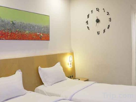 Фото Verse Luxe Hotel Wahid Hasyim