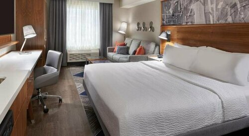 Гостиница Four Points by Sheraton Vaughan в Конкорде