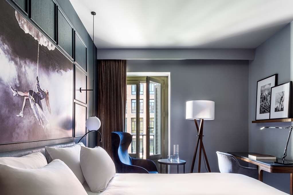 Фото Radisson Blu Hotel, Madrid Prado