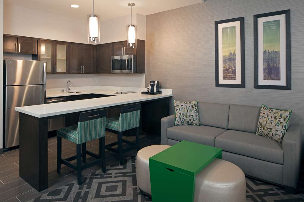 Фото Homewood Suites by Hilton Los Angeles International Airport
