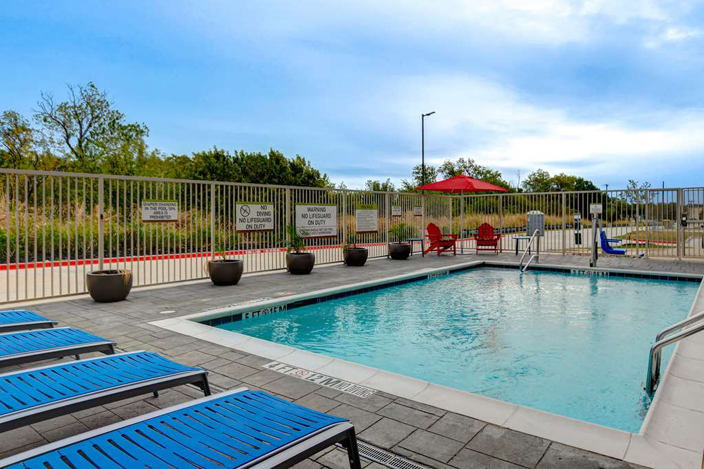 Фото Home2 Suites by Hilton North Plano Hwy 75