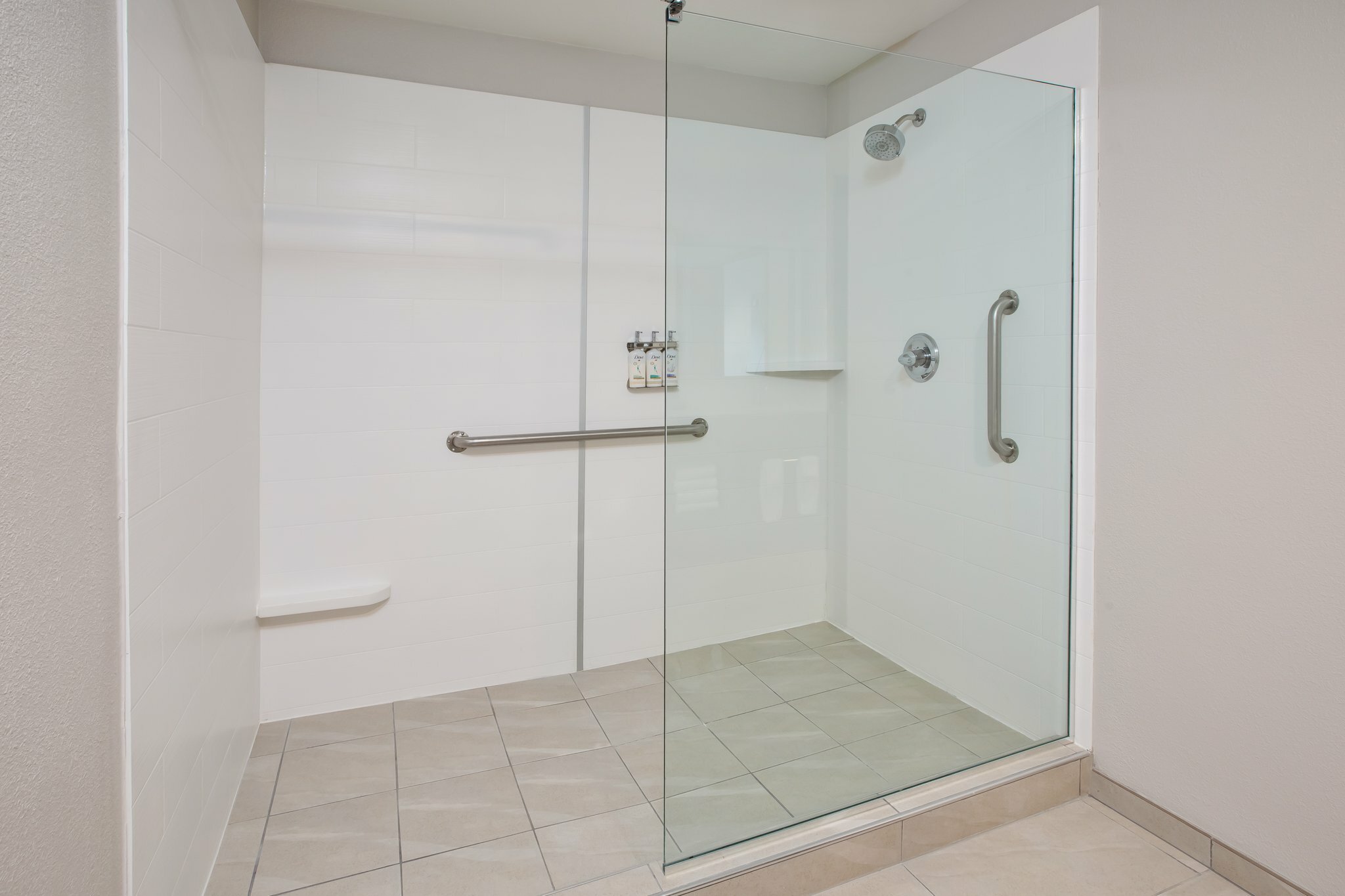 Фото Holiday Inn Express Fremont, an Ihg Hotel