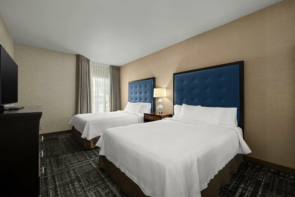 Фото Homewood Suites by Hilton Bakersfield