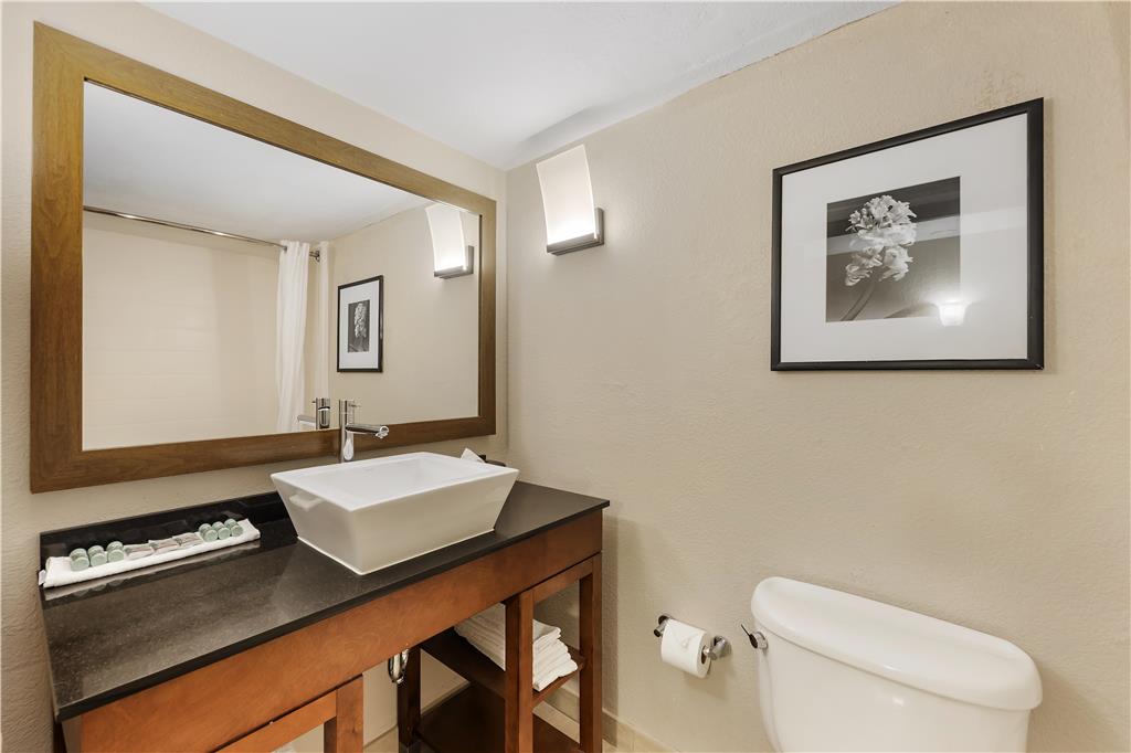 Фото Best Western Alamo Suites