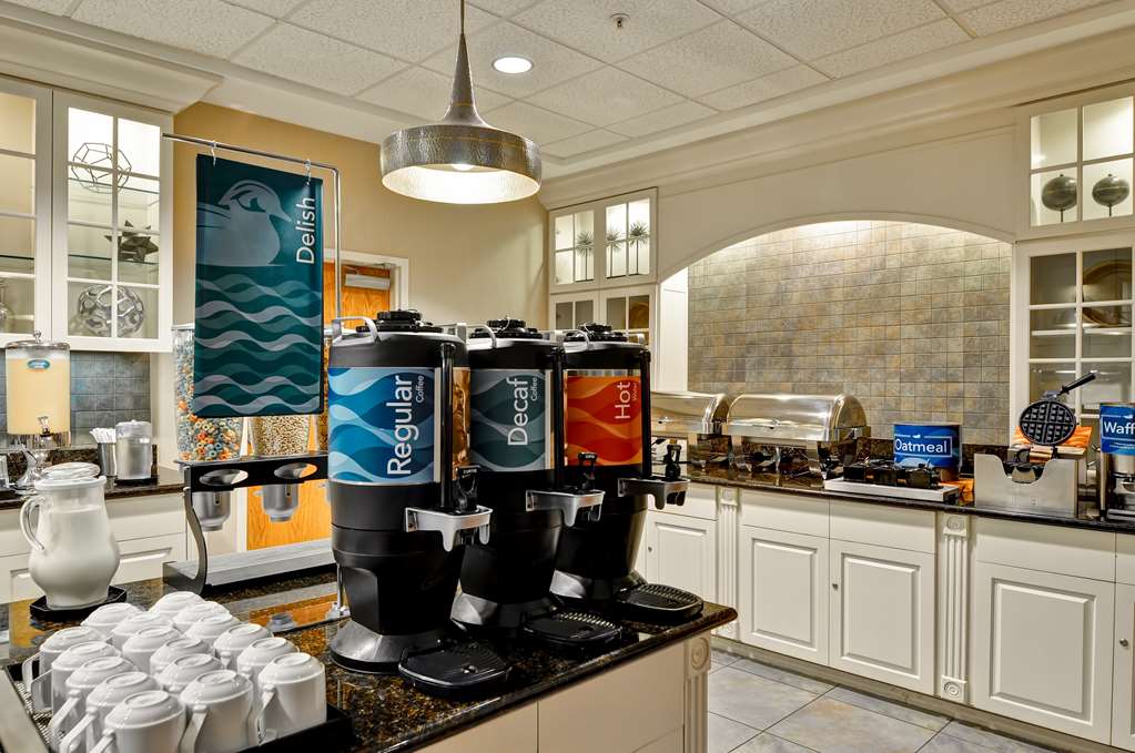 Фото Homewood Suites by Hilton Cambridge-Arlington