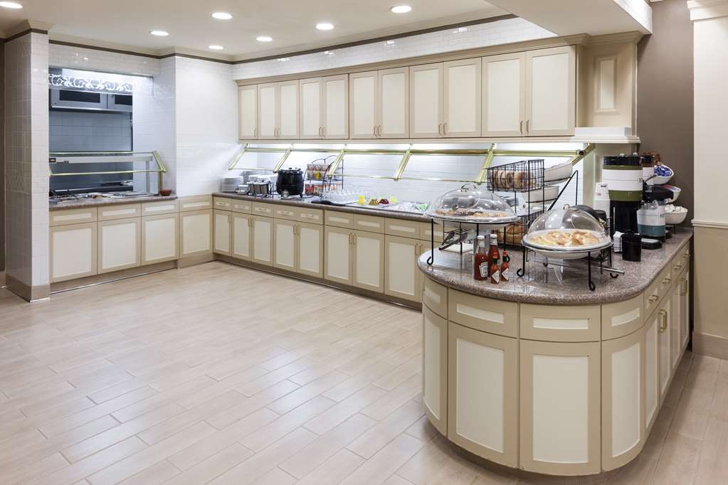Фото Hilton Garden Inn McAllen Airport