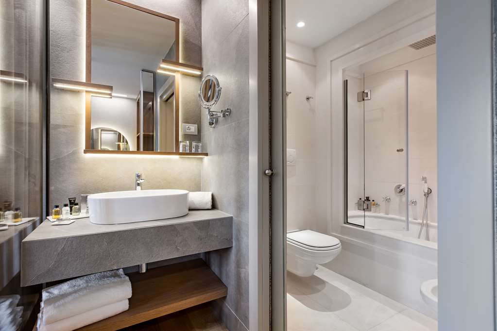 Фото Grand Hotel Savoia Cortina d'Ampezzo, A Radisson Collection Hotel