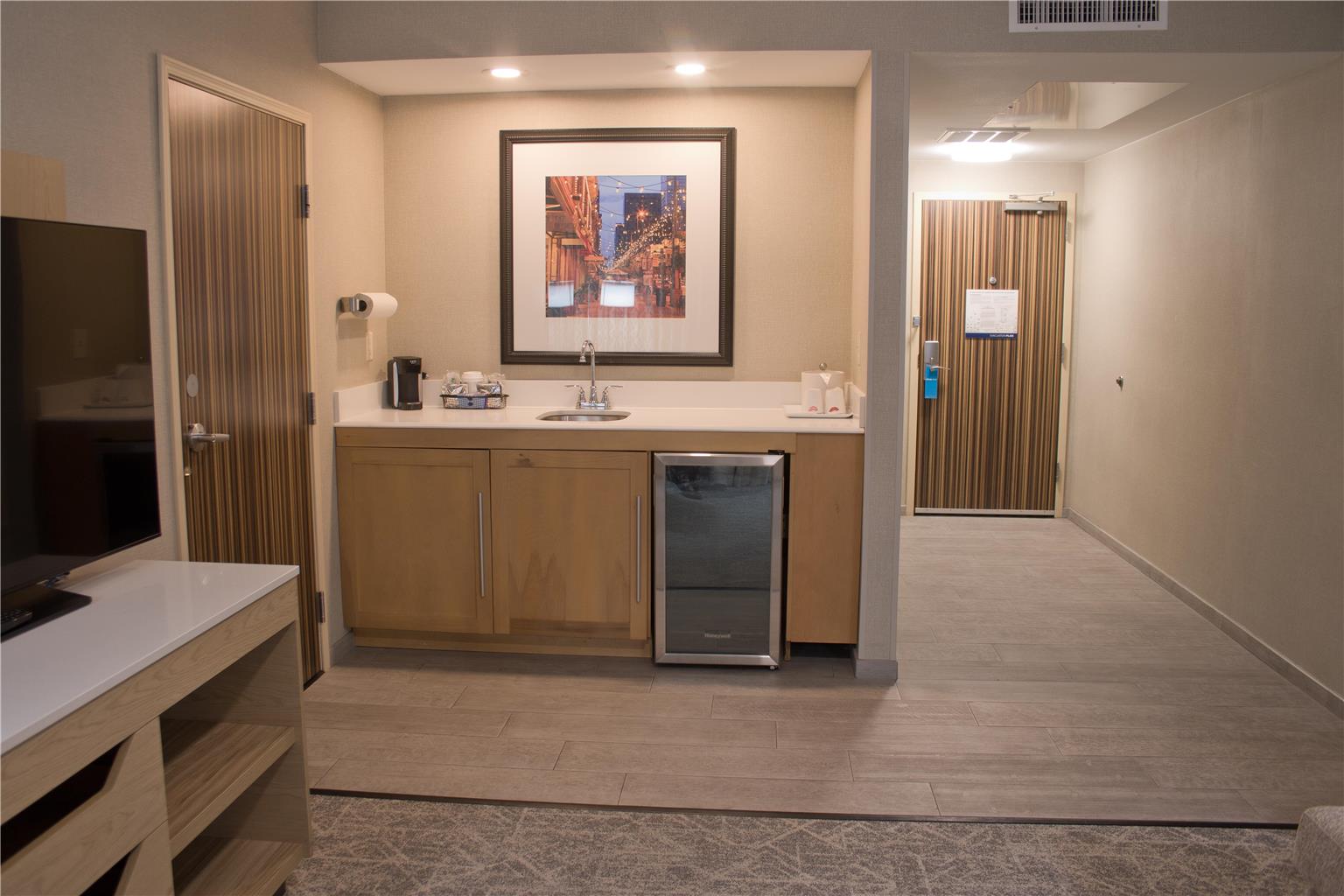 Фото Hampton Inn & Suites Denver-Speer Boulevard