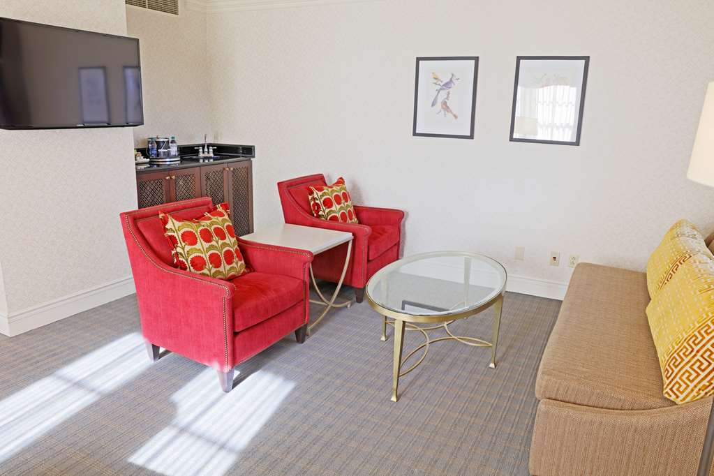 Фото Hotel Roanoke & Conference Ctr, Curio Collection by Hilton
