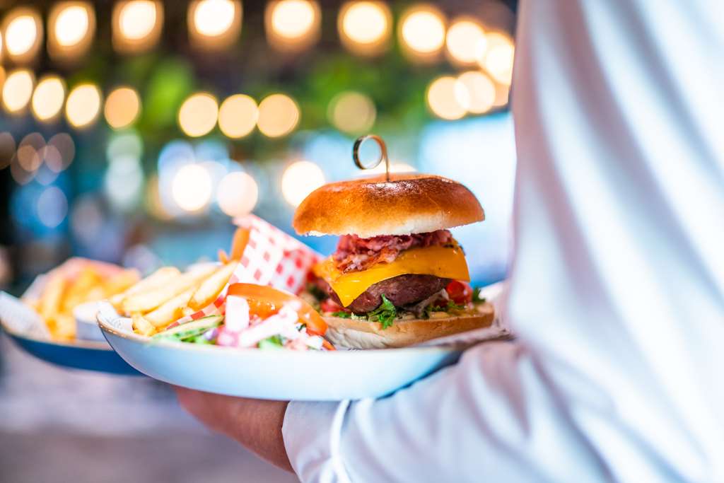 Фото Flonk Hotel Groningen Zuid, Bw Signature Collection