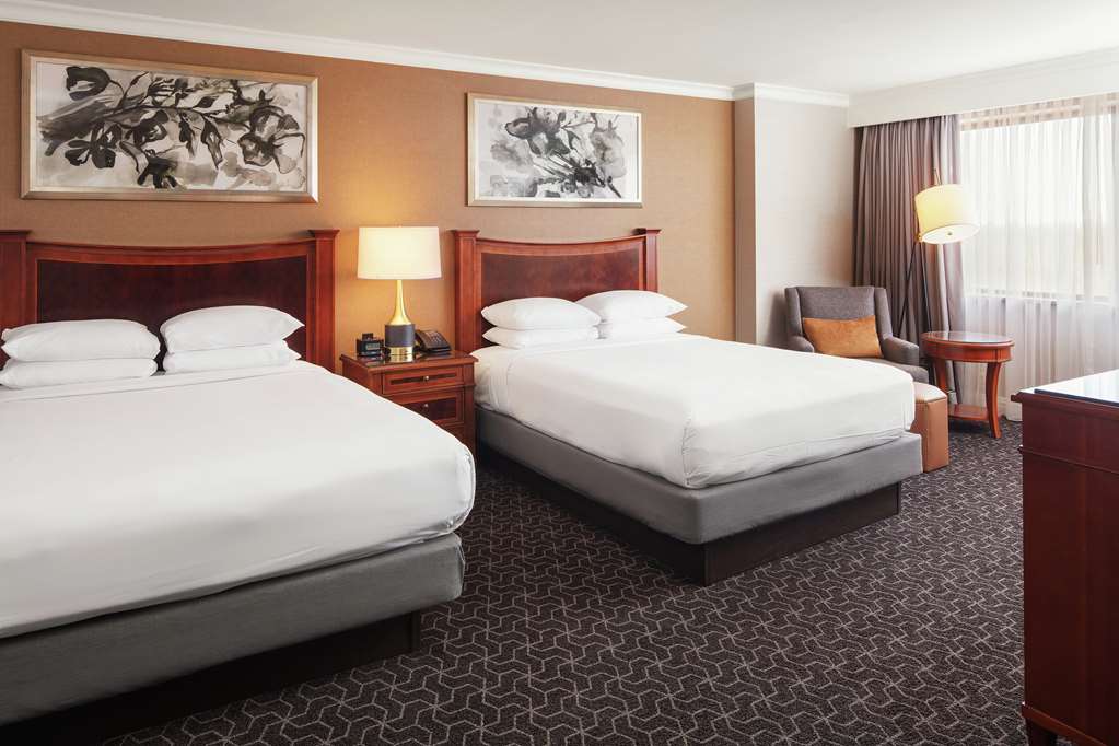 Фото Hilton Short Hills