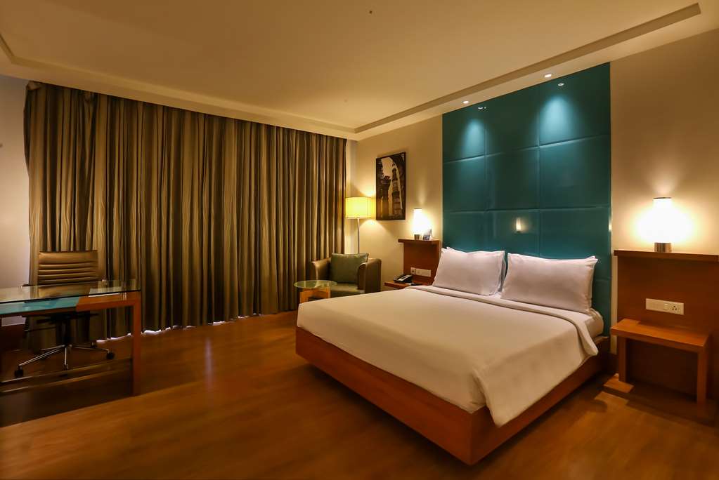 Фото Radisson Blu Hotel Chennai City Centre