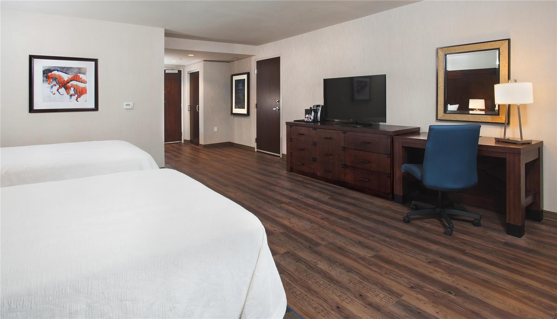 Фото Hilton Garden Inn Burbank Los Angeles