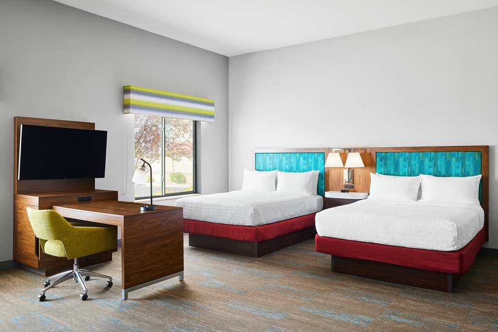 Фото Hampton Inn & Suites Ridgecrest