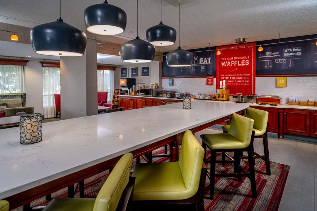 Фото Hampton Inn Charleston-Downtown