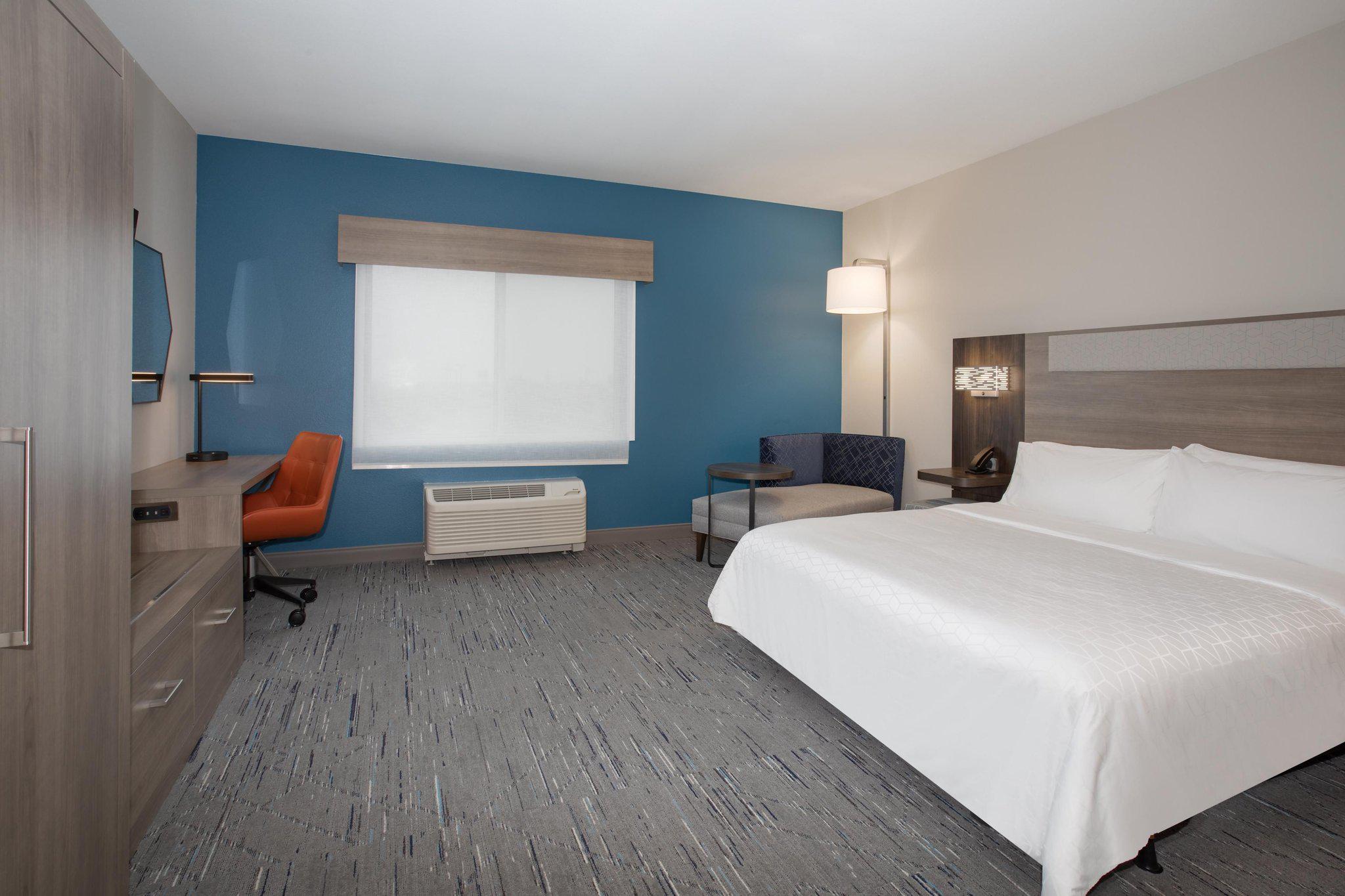 Фото Holiday Inn Express Hotel & Suites Idaho Falls, an Ihg Hotel