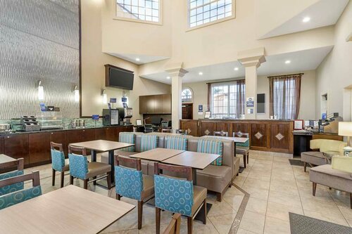 Гостиница Best Western Oxnard Inn в Порт Хаенем