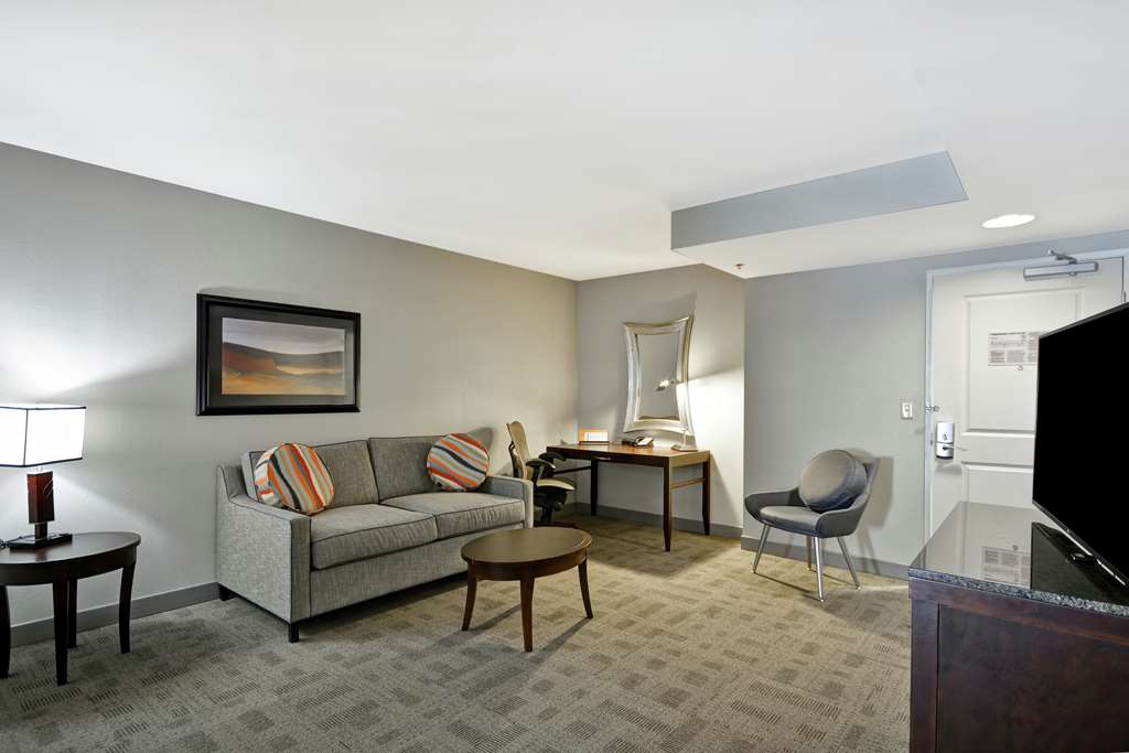 Фото Hilton Garden Inn Toledo Perrysburg