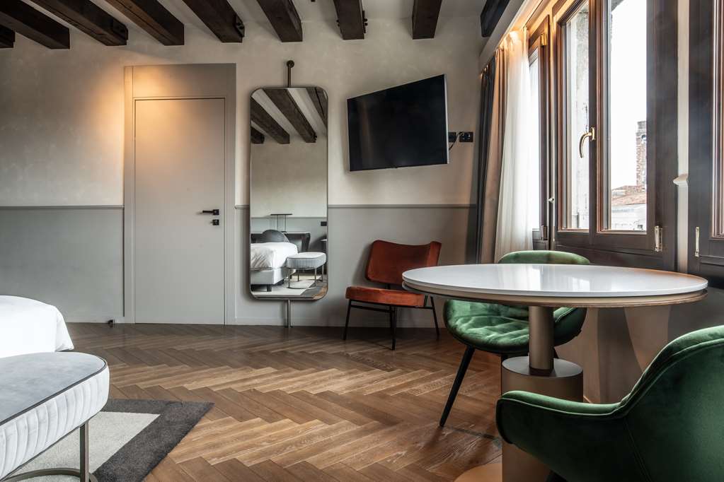 Фото Radisson Collection Hotel, Palazzo Nani Venice